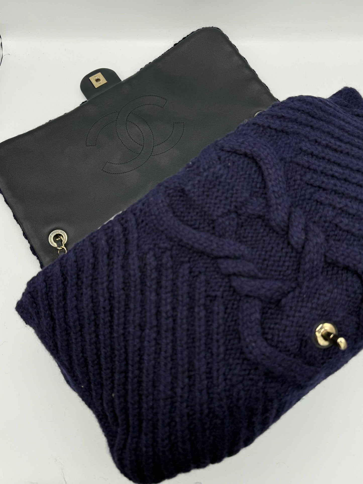 XXL Chanel Knit Purple - Luggage Flap Bag