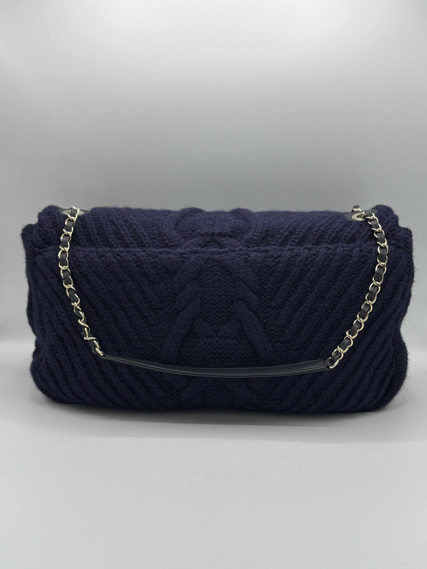 XXL Chanel Knit Purple - Luggage Flap Bag