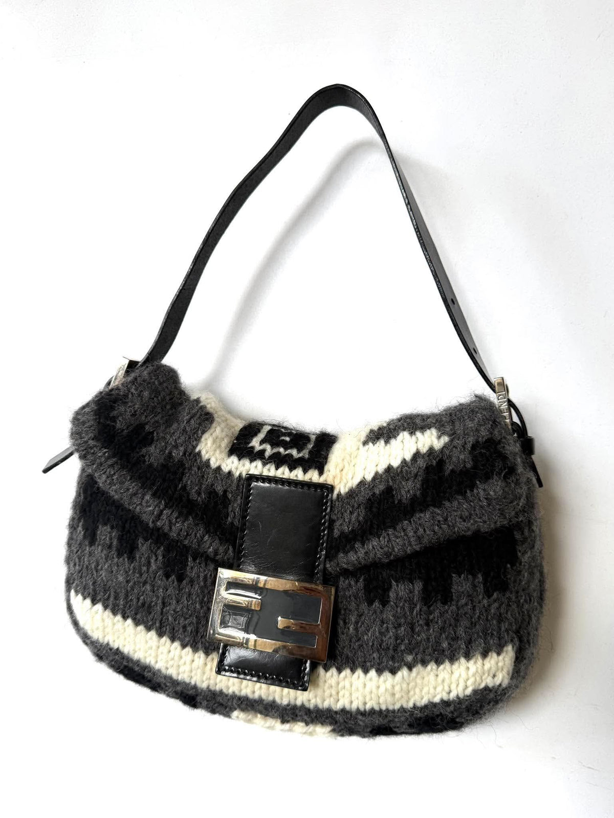 Vintage Fendi F/W1999 Wool Knit Baguette Bag