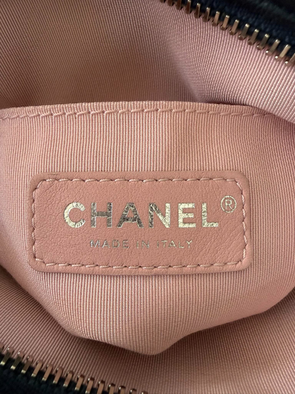 Chanel by Karl Lagerfeld S/S2019 Elegant Tweed Crossbody