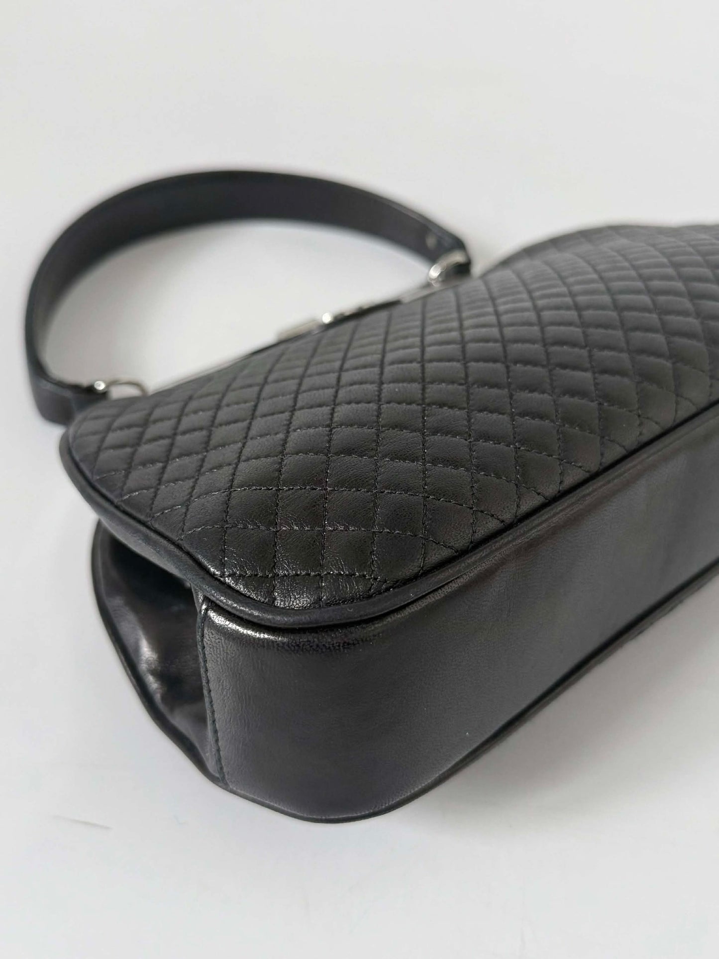 Vintage Chanel Black CC Quilted Kiss Lock Frame Bag